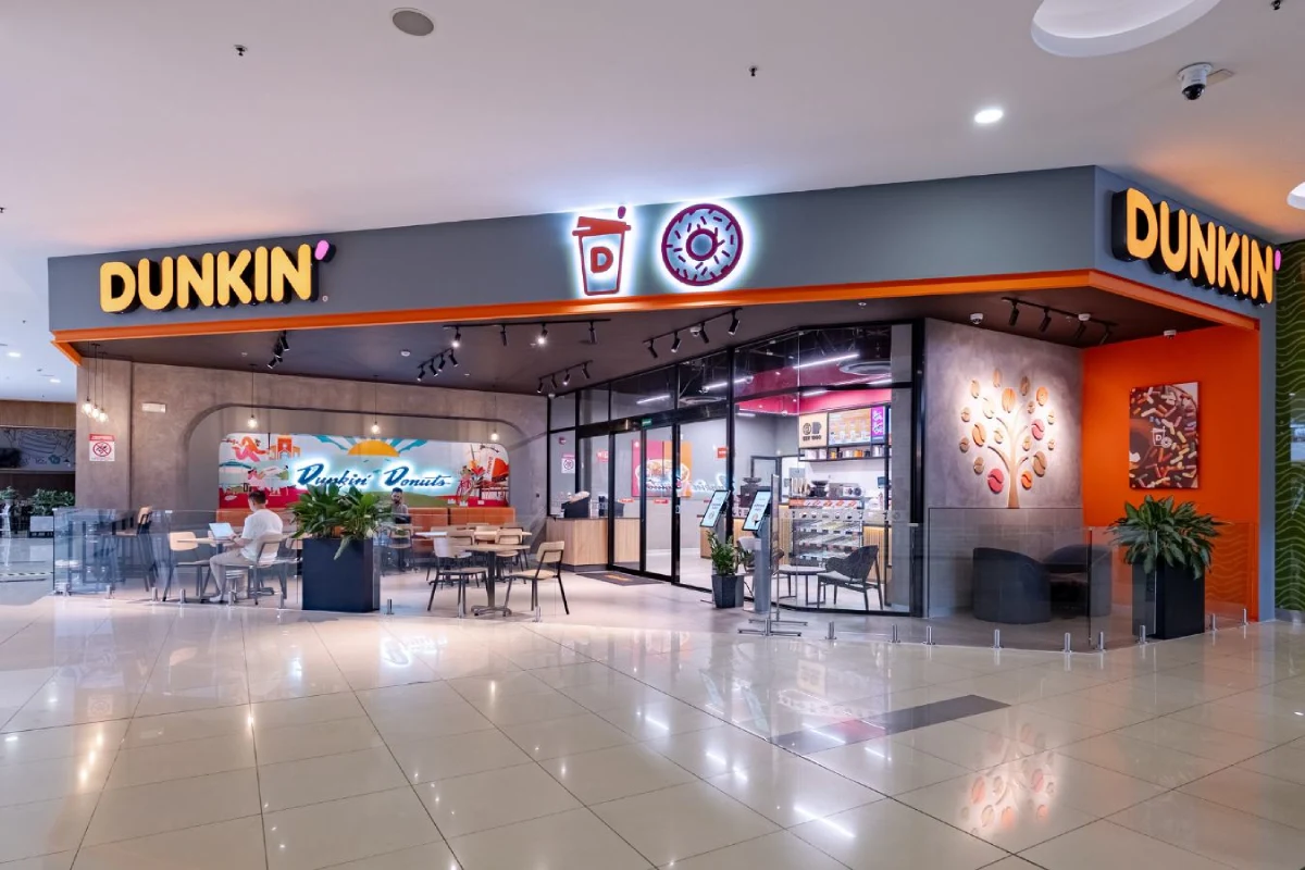 Dunkin Donuts - Full storefront elevation showing maximum brand visibility in a mall setting - Contract Workplaces.webp